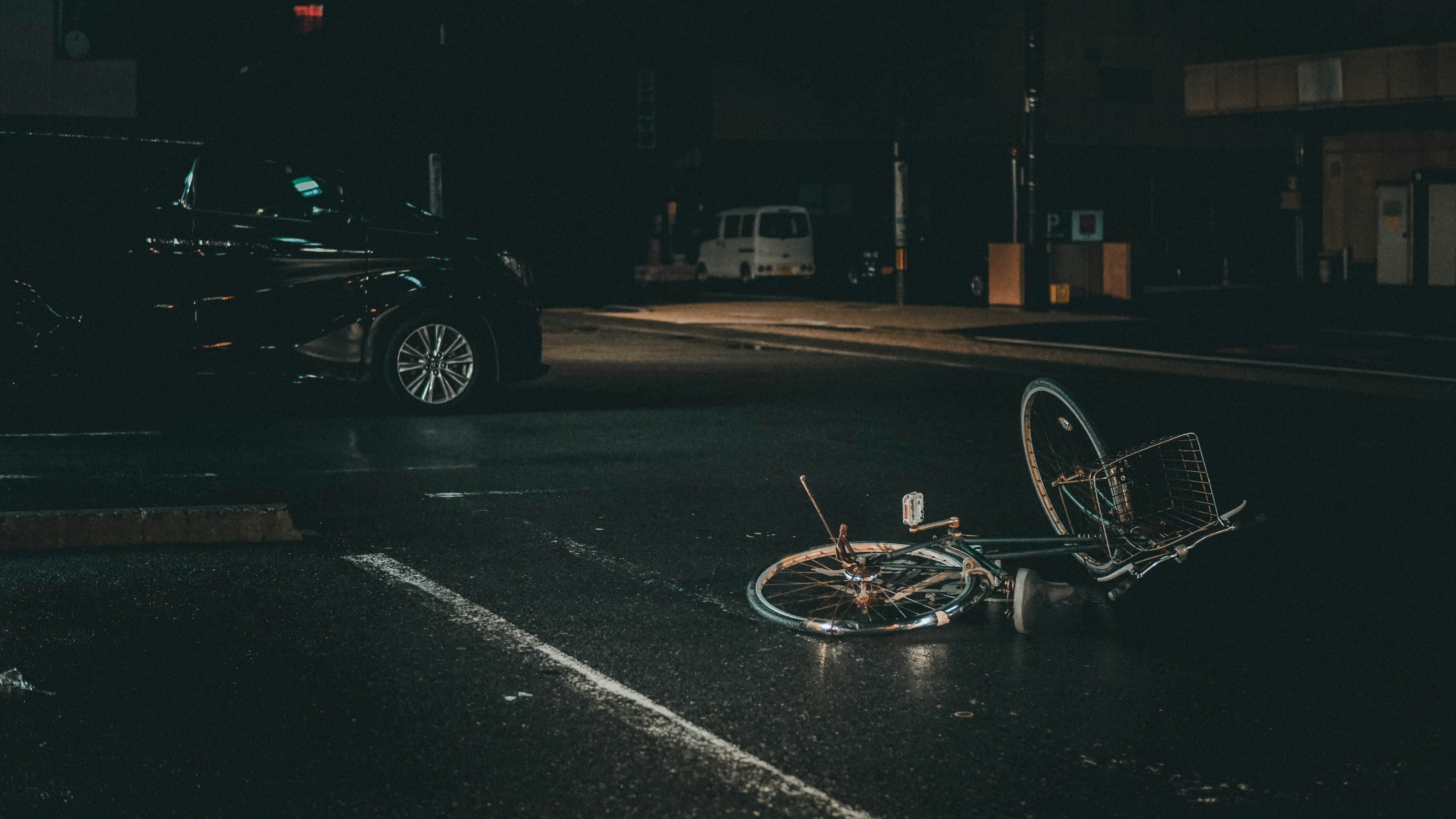 夜間の道路